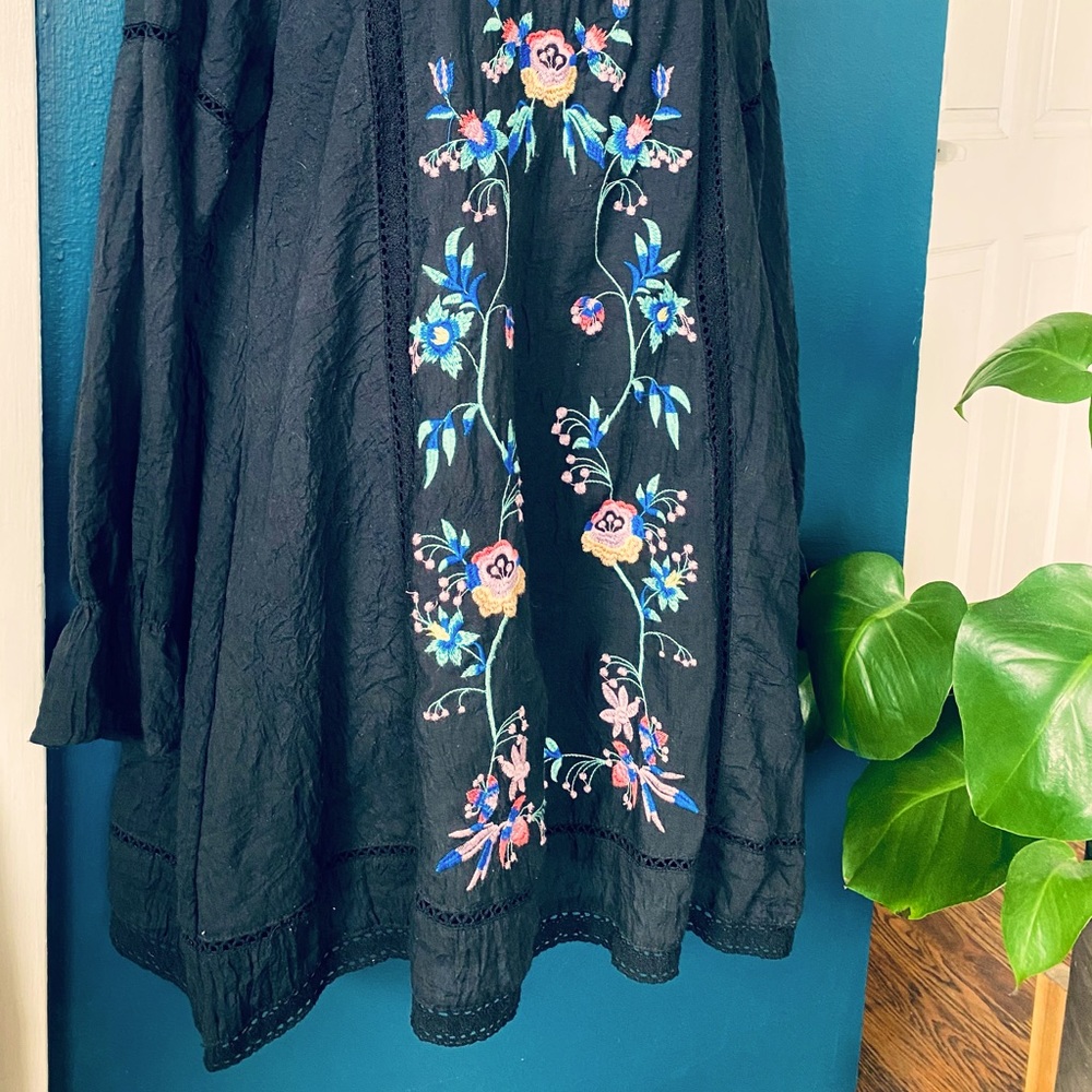 Boho embroidery mini dress